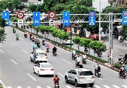 Quy chuẩn mới, hiểu biển gộp làn đường thế nào để tránh bị CSGT "phạt oan"? 3 Quy chuẩn mới, hiểu biển gộp làn đường thế nào để tránh bị CSGT